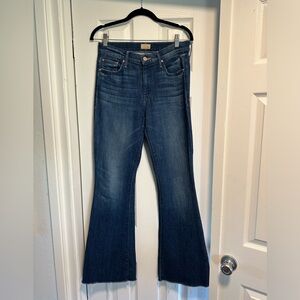 Mother jeans “The Weekender Fray” size 28 EUC